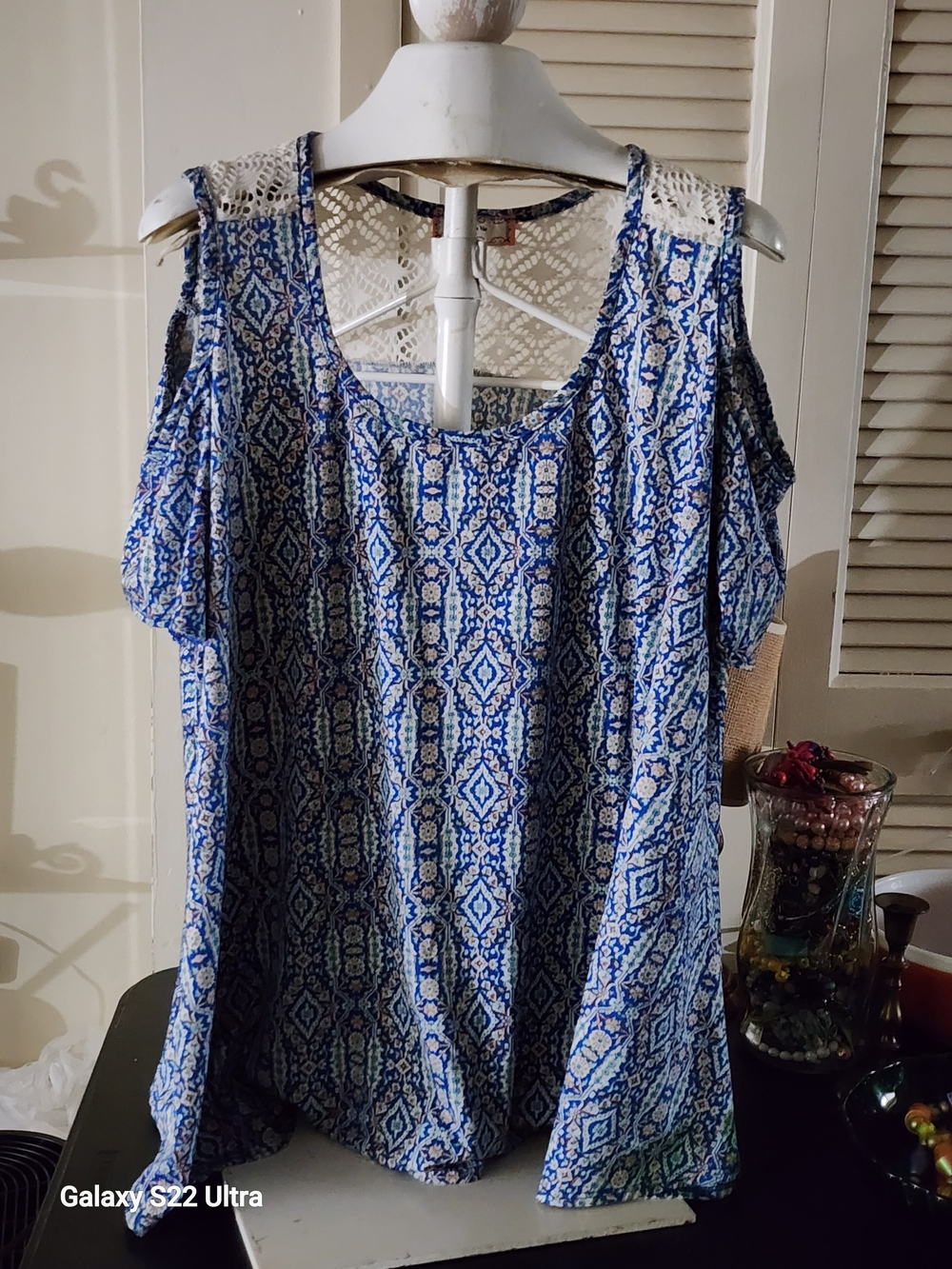 Blue Geometric Cold-Shoulder Blouse with Lace Yoke